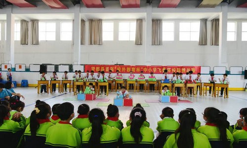 望都县青少年校外活动中心成功举办首届“校外教育杯”中小学飞叠杯校际挑战赛